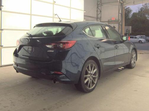 Deep Crystal Blue Mica 2018 Mazda Mazda3 Touring