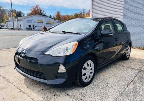2013 Toyota Prius c Two