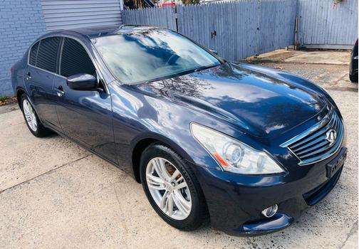 2011 INFINITI G37 Journey
