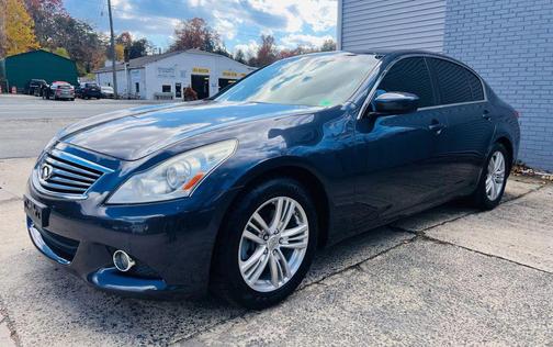2011 INFINITI G37 Journey