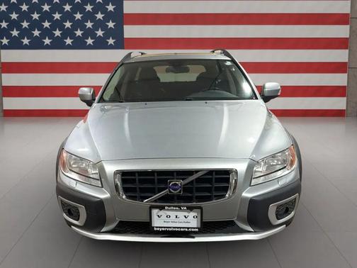 Electric Silver Metallic 2008 Volvo XC70 3.2