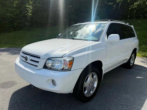 2005 Toyota Highlander Base