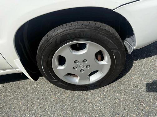 2005 Toyota Highlander Base