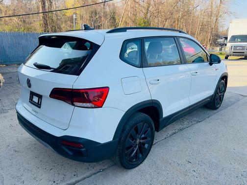 2022 Volkswagen Taos 1.5T S