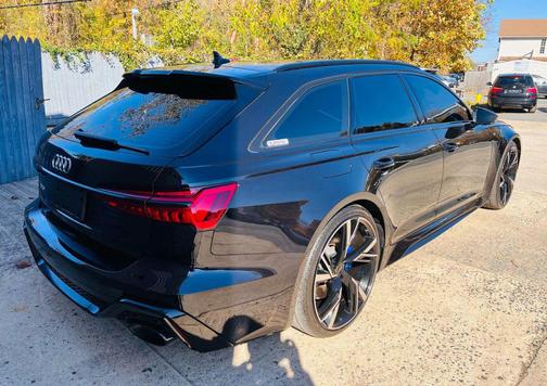 2022 Audi RS 6 Avant 4.0T