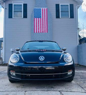 2013 Volkswagen Beetle 2.0T Fender Edition
