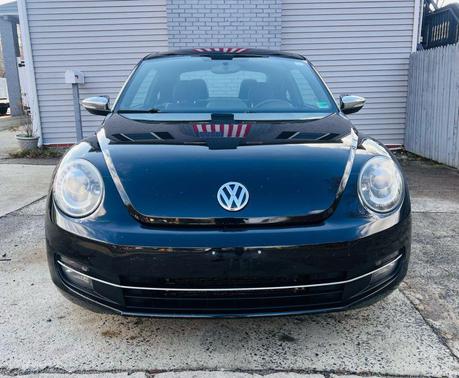 2013 Volkswagen Beetle 2.0T Fender Edition