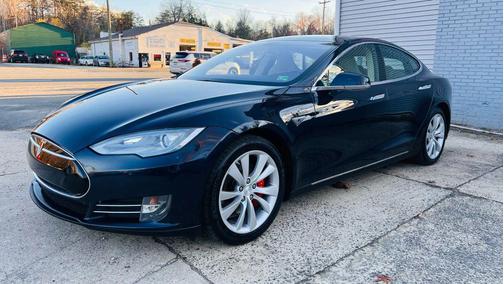 2013 Tesla Model S Performance