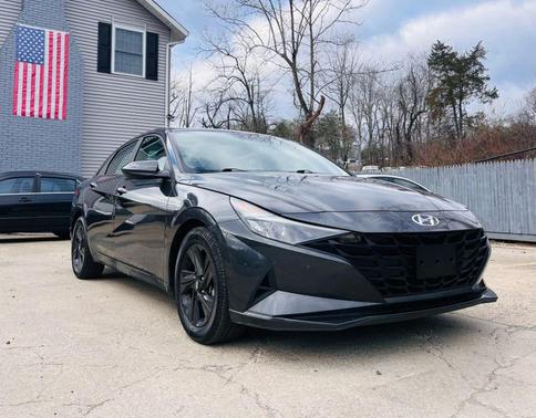 2021 Hyundai ELANTRA SEL