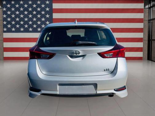 2016 Scion iM Hatchback 4D