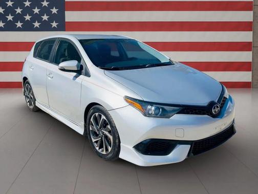 2016 Scion iM Hatchback 4D