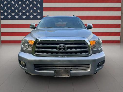 Silver 2008 Toyota Sequoia Platinum