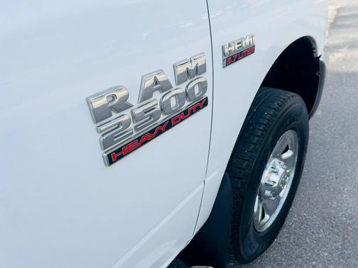 Bright White Clearcoat 2016 RAM 2500 SLT