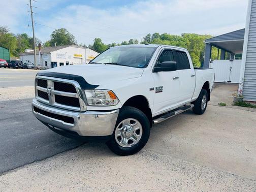 Bright White Clearcoat 2016 RAM 2500 SLT