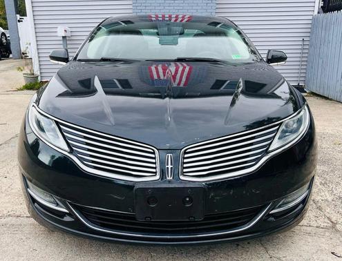 2014 Lincoln MKZ Base