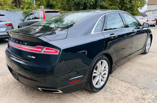 2014 Lincoln MKZ Base