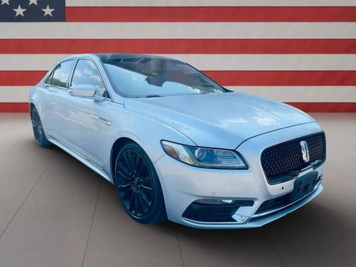 Ingot Silver Metallic 2017 Lincoln Continental Reserve