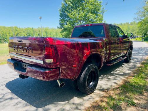 Delmonico Red Pearlcoat 2018 RAM 3500 Limited Crew Cab 4x4 8' Box