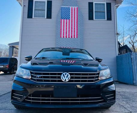 2017 Volkswagen Passat 1.8T R-Line w/Comfort