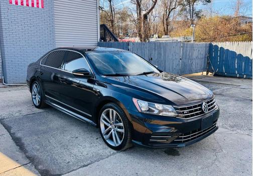 2017 Volkswagen Passat 1.8T R-Line w/Comfort