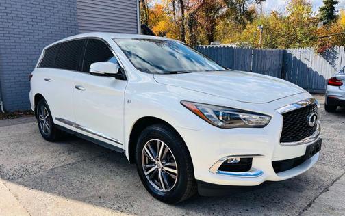 2017 INFINITI QX60 Base