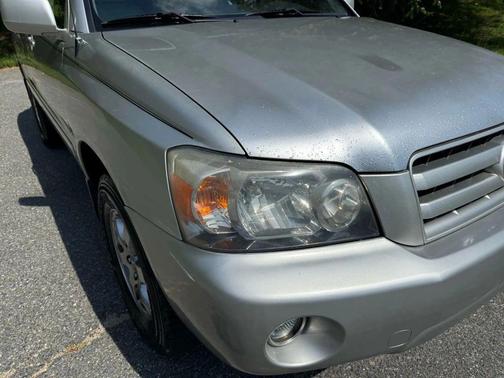 2006 Toyota Highlander Base
