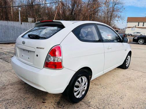 2010 Hyundai Accent GS