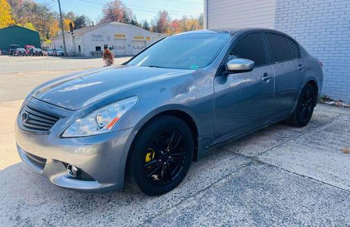 2013 INFINITI G37 Journey