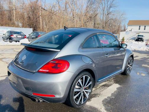 2012 Volkswagen Beetle Base