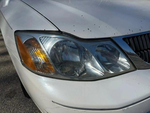 2001 Toyota Avalon XLS