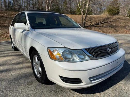 2001 Toyota Avalon XLS
