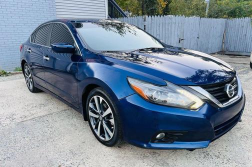 2016 Nissan Altima 2.5 SR