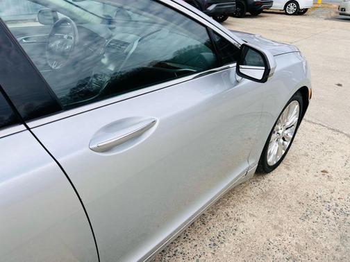 2014 Lincoln MKZ Base