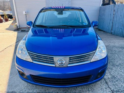 2009 Nissan Versa 1.8 SL
