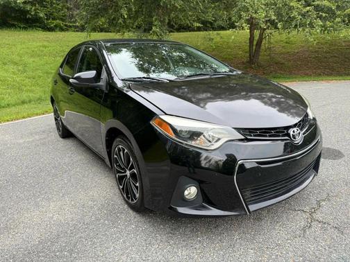 2015 Toyota Corolla S Plus