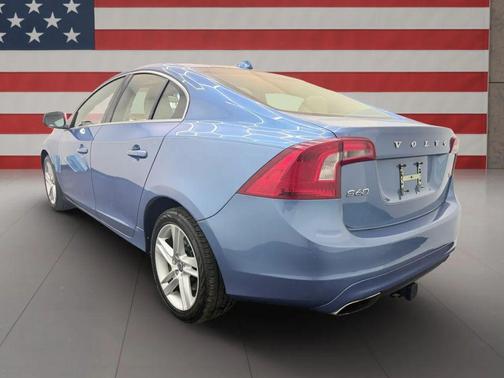 Power Blue Metallic 2014 Volvo S60 T5