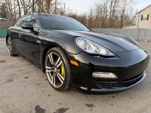 2011 Porsche Panamera 4