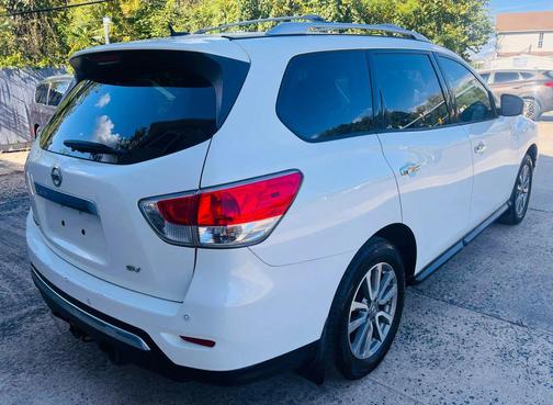 2014 Nissan Pathfinder SV