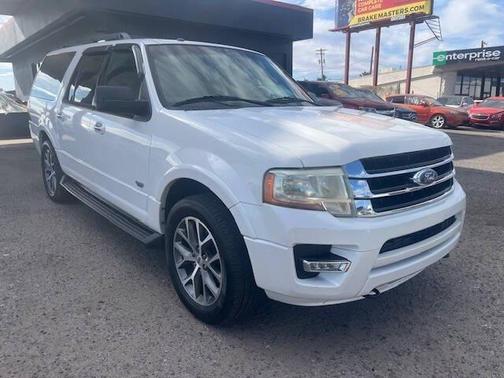 White 2015 Ford Expedition EL XLT
