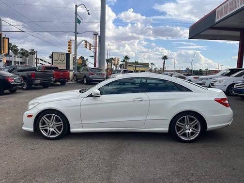 White 2010 Mercedes-Benz E-Class E 550 2dr Coupe