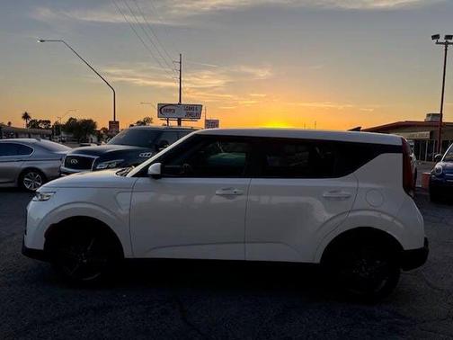 2021 Kia Soul EX