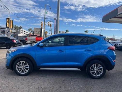 Caribbean Blue 2017 Hyundai TUCSON SE