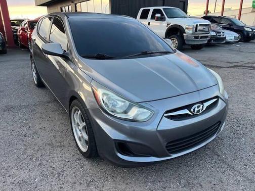 2013 Hyundai Accent GS