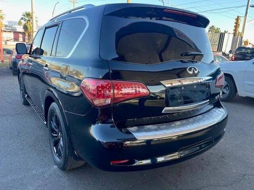 2017 INFINITI QX80 Base
