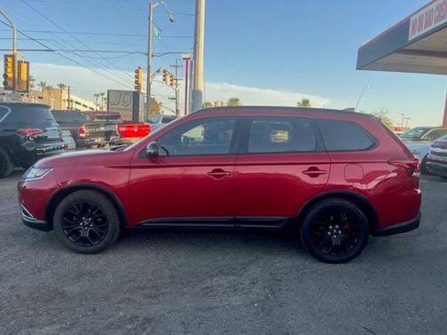 2018 Mitsubishi Outlander LE