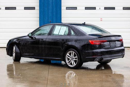 2017 Audi A4 Season of Audi Premium