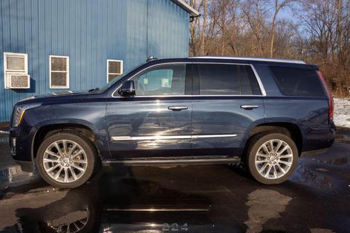 2017 Cadillac Escalade Premium Luxury