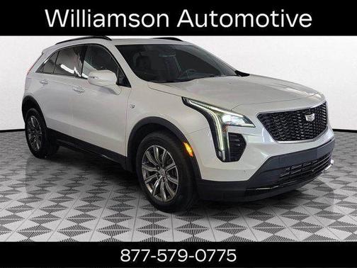 Crystal White Tricoat 2023 Cadillac XT4 Sport