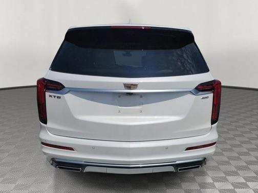 2024 Cadillac XT6 Premium Luxury FWD