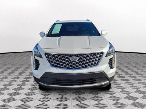 2021 Cadillac XT4 Premium Luxury